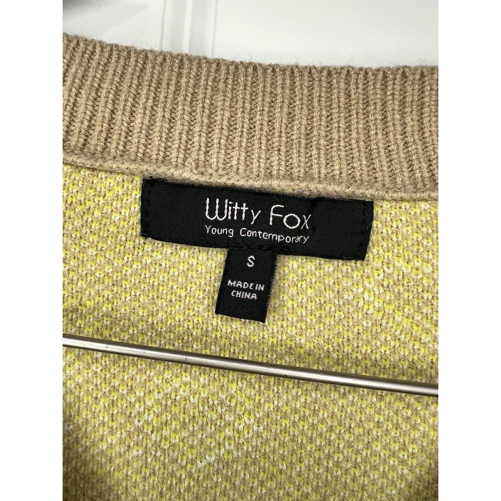 This is a Witty Fox Heart Pattern Short Cardigan Size Small Beige Yellow White - Picture 3 of 4